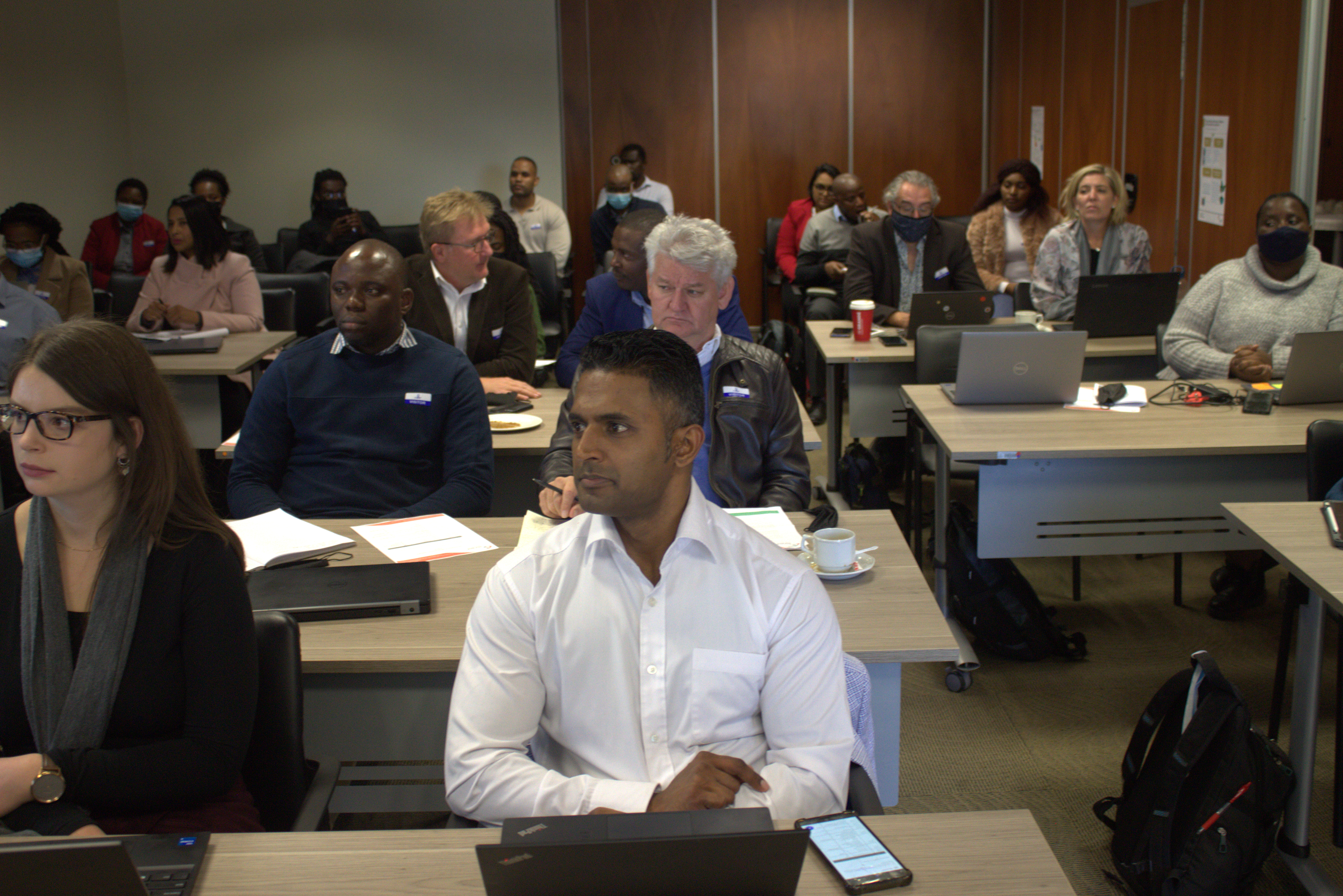 On the 25th of May 2022, the South African National Energy Development Institute (SANEDI) together with the Department of Mineral Resources and Energy (DMRE) hosted a workshop for Energy Performance Certificate (EPC) SANAS Accredited Inspection Bodies (IB) at CEF House.